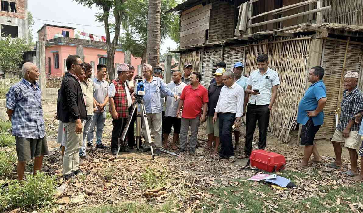सुकुम्बासीलाई जग्गा उपलब्ध गराउँन सांसद शर्माको सक्रियता